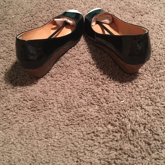 Brand new women's black fancy shoes. Size eight/8. - Picture 4 of 4