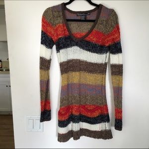 LAST CHANCE!! Fun sweater dress