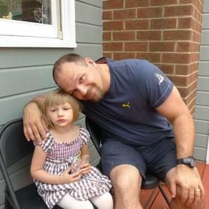 Meet your Posher, Tom