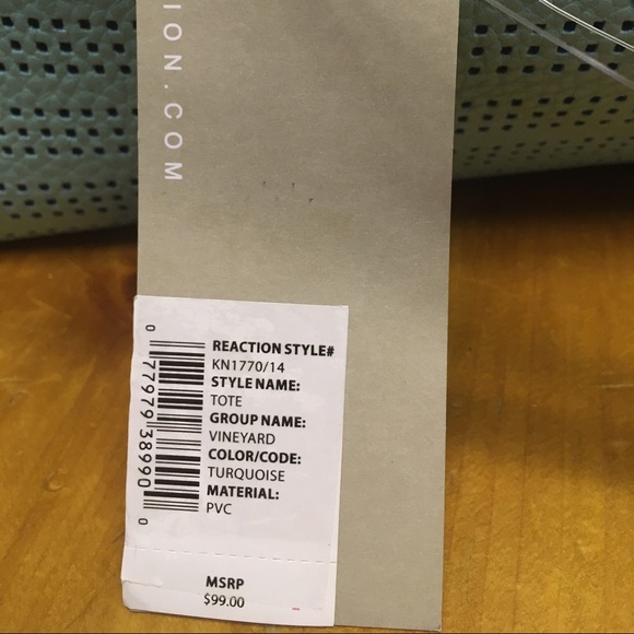 Authentic Kenneth Cole new with price tag - Picture 2 of 2