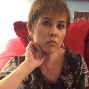 Meet your Posher, Dana