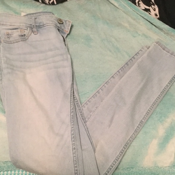 Hollister jeans