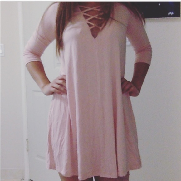 Forever 21 pink front lace swing dress