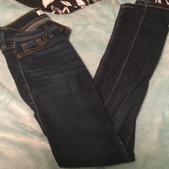 Hollister dark blue jeans