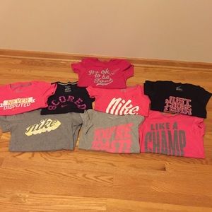 Nike woman's slim fit small