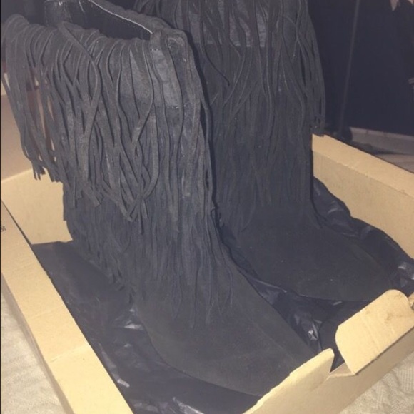 Zara fringed leather ankle boots