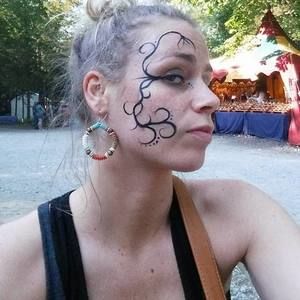 Meet your Posher, Maureen