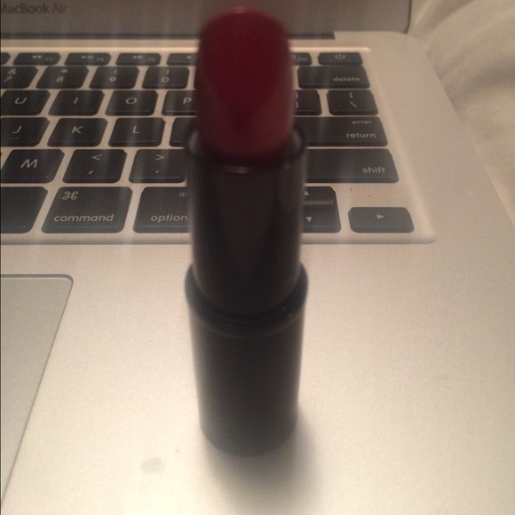 Lancôme Curtain call (cream) lipstick brand new - Picture 3 of 4