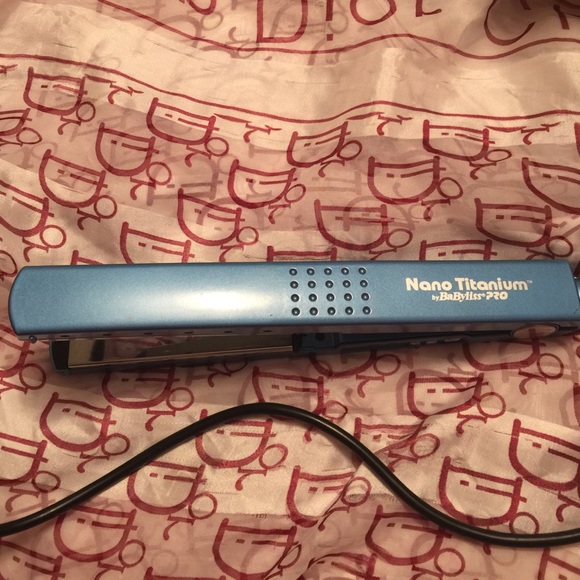 Babyliss flat iron