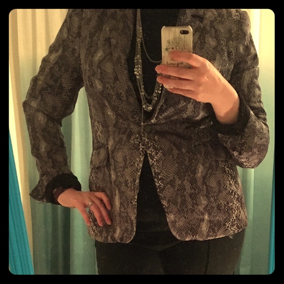 Black and grey satin snake print blazer