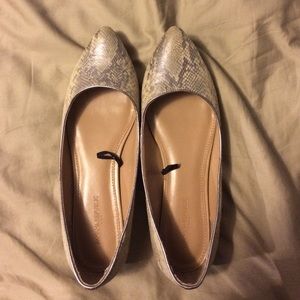 Banana republic flats