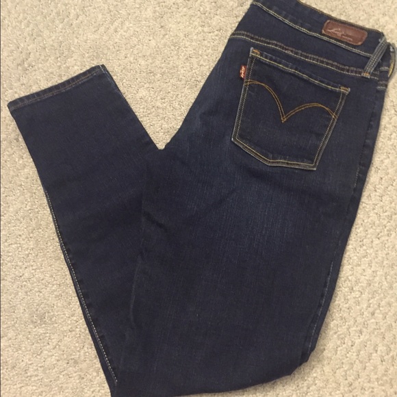 Levi Cropped Jeans
