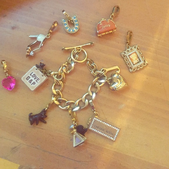 Charm bracelet with attachable charms