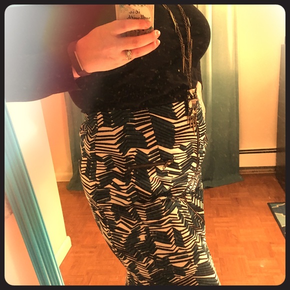 Black cream and teal abstract midi skirt with zip