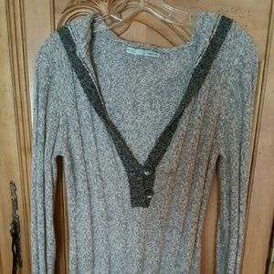 Women's light grey sweater