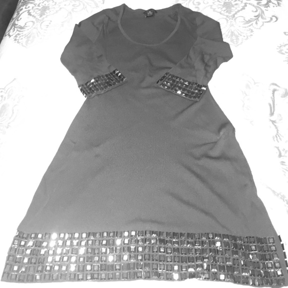 BCBG Dress W- Jewels on Hem & Sleeves! Small. - Picture 1 of 4