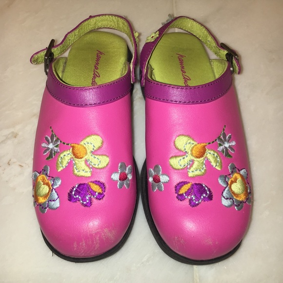 Hanna Andersson Little Girls Clogs size 29