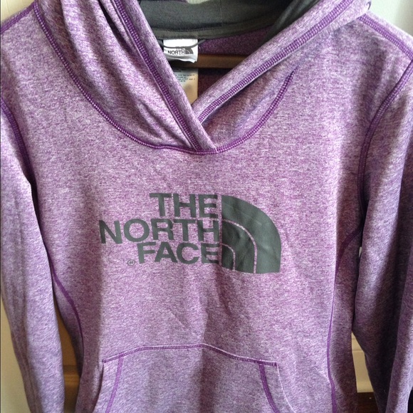 Northface hoodie (lilac)