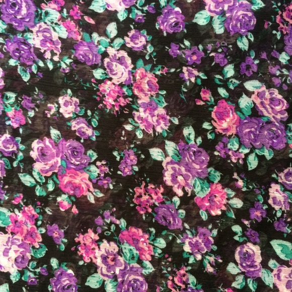 Kira Floral Chiffon Tank - Picture 4 of 4