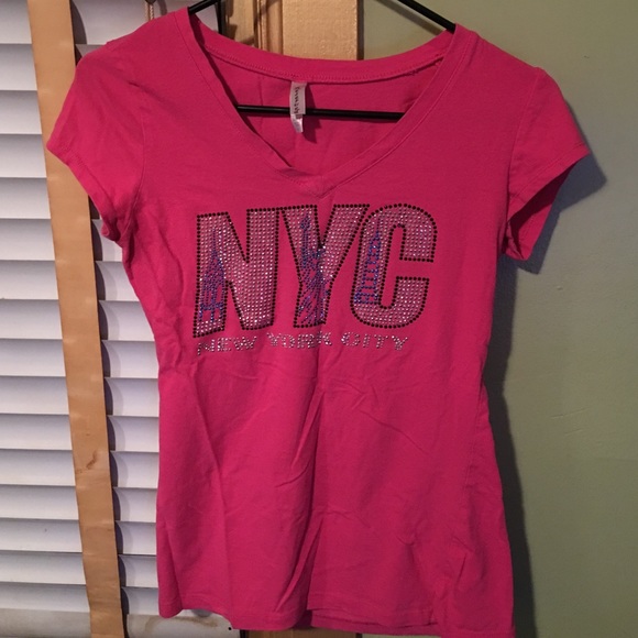 ❗️CLEARANCE❗️Pink top from New York City