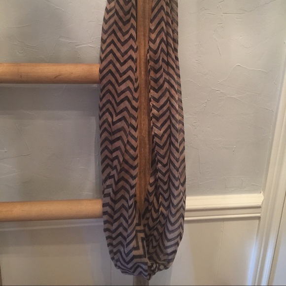 Chevron infinity scarf
