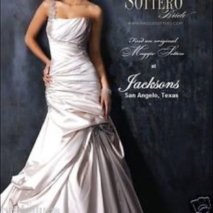 Maggie Sotero Couture wedding gown