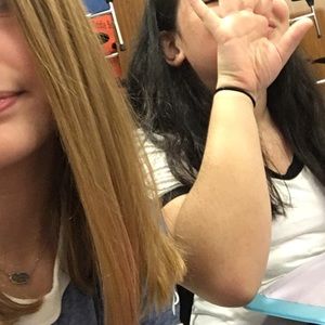 Meet your Posher, Kaylie