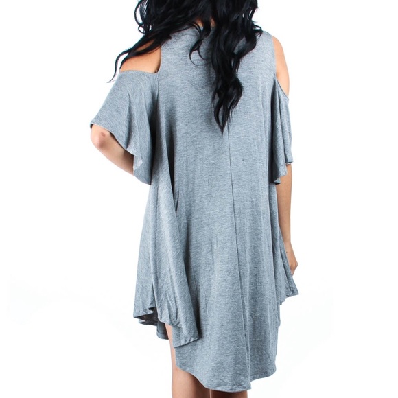 Gray cold shoulder knee length drape dress - Picture 3 of 4