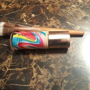 Josie Maran Liquid Foundation Vibrancy