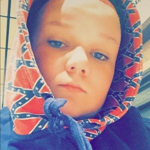 Meet your Posher, Tanner