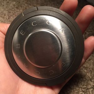 becca highlighter