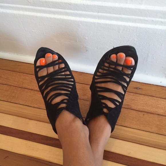 Zara strappy suede platform pumps