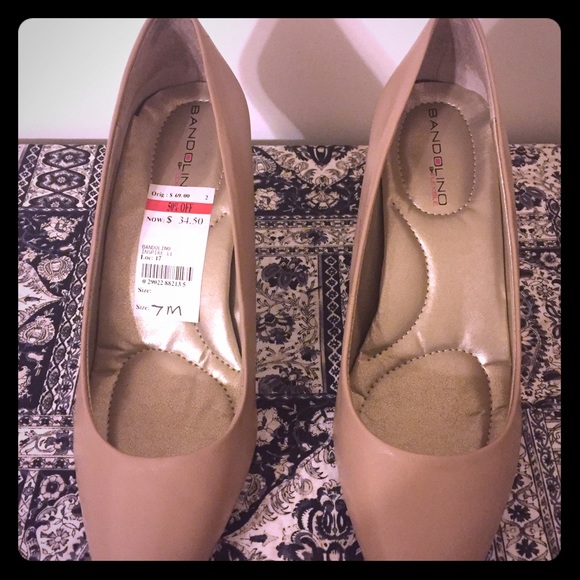 Shoe
