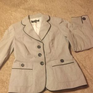 Women's Pant suit