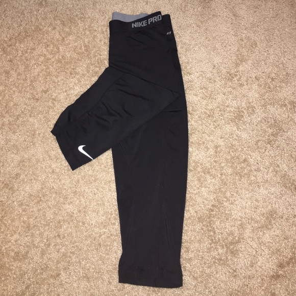 NIKE PRO CROPPED LEGGING!!!