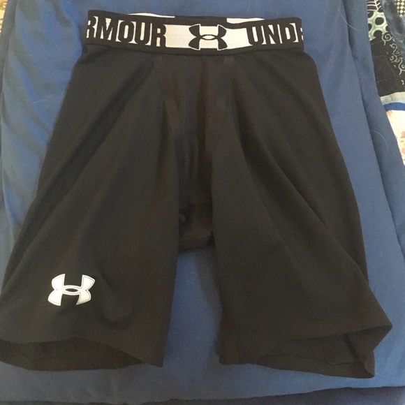 Black Underarmour Compression Shorts