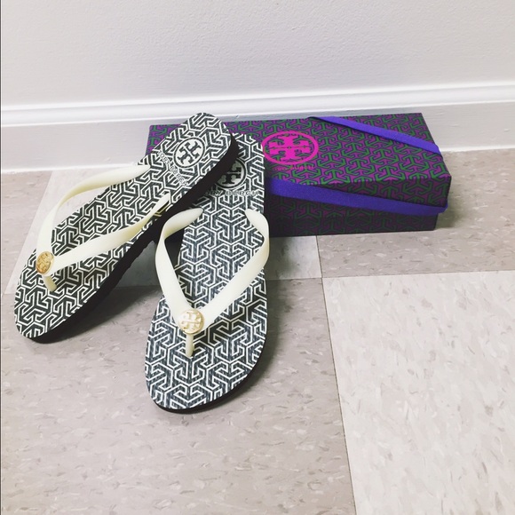 Tory Burch Thin Flip Flop