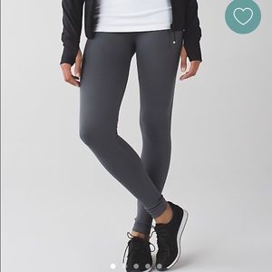 NWOT Lululemon Zone in tight, size 4