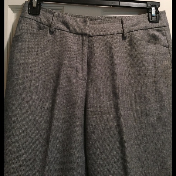 Career suit - Picture 3 of 3