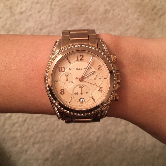 Michael Kors Accessories - Rose Gold Micheal Kors Watch