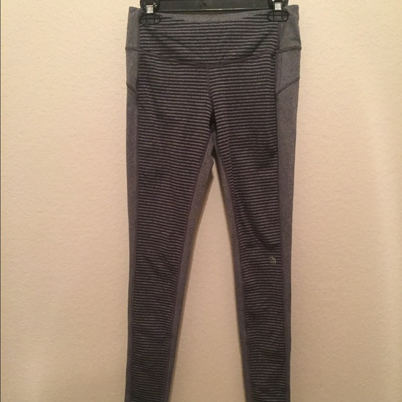 MPG workout leggings