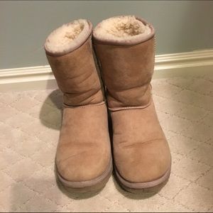 UGG classic short