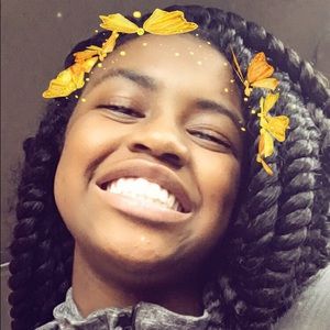 Meet your Posher, Hailey