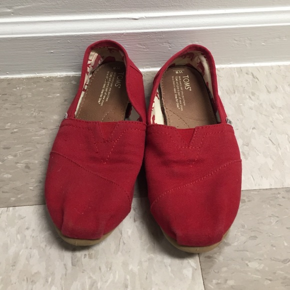 TOMS Red Canvas Classics