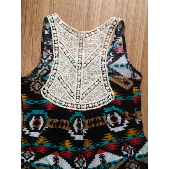 Tribal Print & Lace Back Tank - Picture 2 of 3