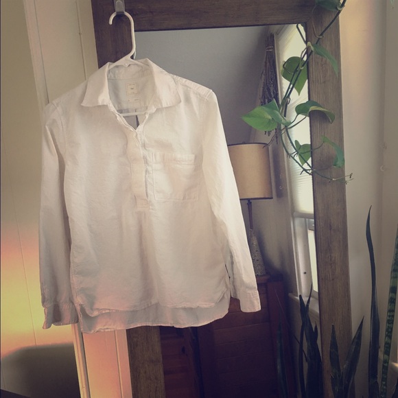 White button down shirt