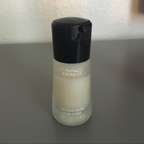 MAC timecheck Lotion