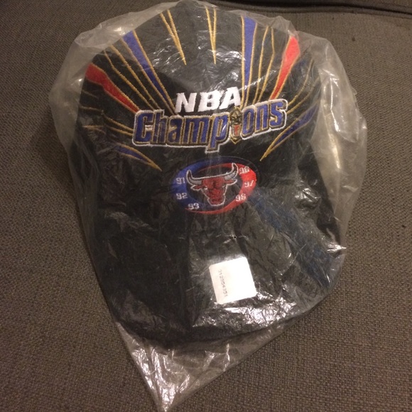Authentic 1998 Championship locker room hat