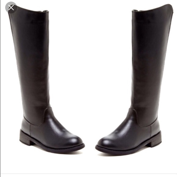 Bucco Boots