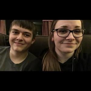 Meet your Posher, Elaina